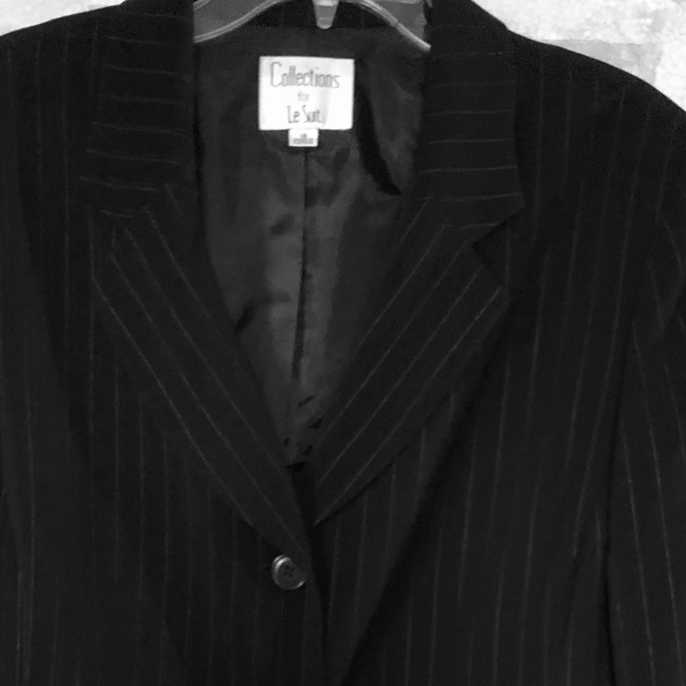 Collections for Le Suit